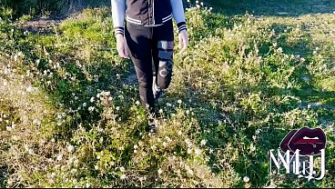 Pee in a field of corn - pissing herself while talking with her boyfriend on the phone