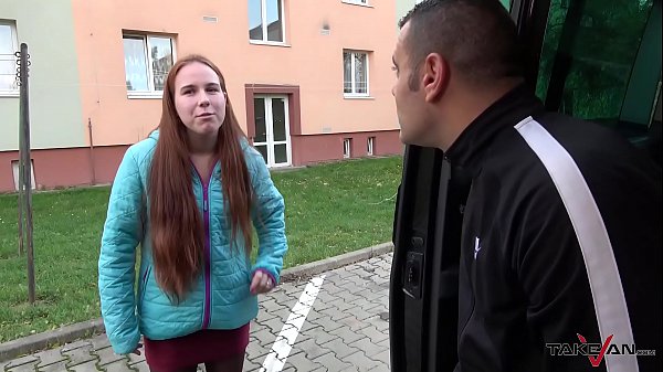 Amateur Babe in Sex Adventure in Van