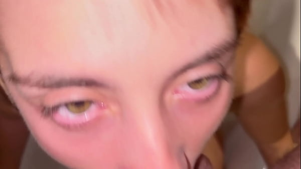 Piss hore Golden Shower