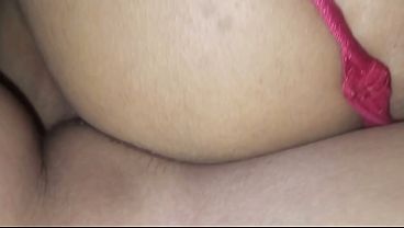 A student slept with his teacher in Venezuela to pass the year; she didn't know he had a very thick penis.