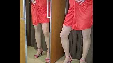 Download Video - Crossdresser Lynn getting ready in her Valentines lingerie