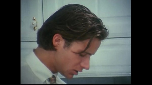 Download Video - Italian vintage porn&colon; fucked in the kitchen&excl;