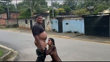 Download Video - CASADA SE MASTURBANDO EM VIA P&Uacute;BLICA E DA PRO CORNO NO MEIO DA RUA GOZANDO 2 VEZES