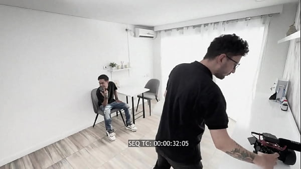 Juan Bustos VOYEUR #05 Christy Evans & Danny Mast - Behind the Porn