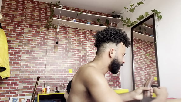 o novinho saiu da aula e veio me fuder