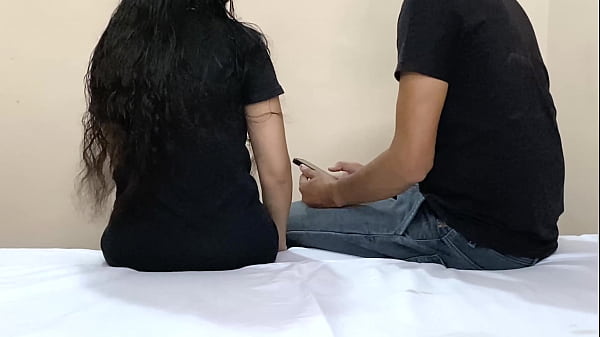 Download Video - Boss ne riya ko hotel me leja kr saari at pela