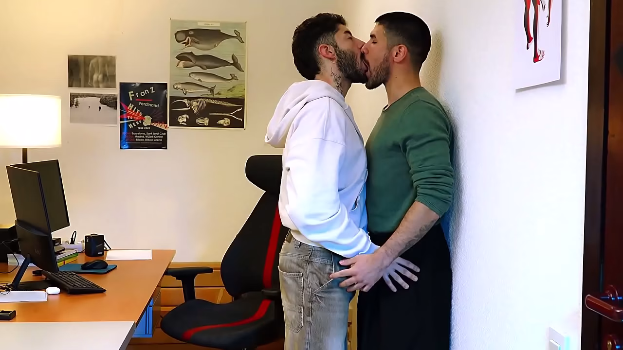 Raw Office Privilege [Trailer]