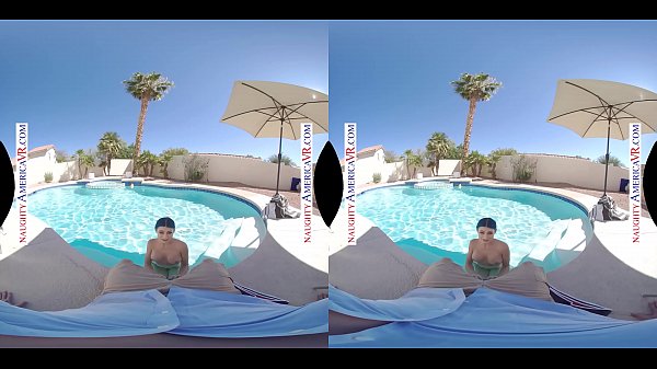 Naughty America - Glorious day to fuck Jewelz Blu by the pool in VR