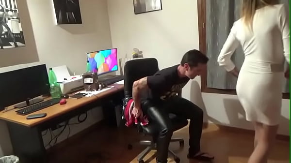 Download Video - Il Maestro di Canto - Valeria Curtis - Geri Del Bello