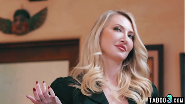 Lesbian MILF housewife Kendra James caught a teen thief Indica Monroe