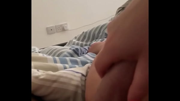 Lei Masturba Il Mio Cazzetto