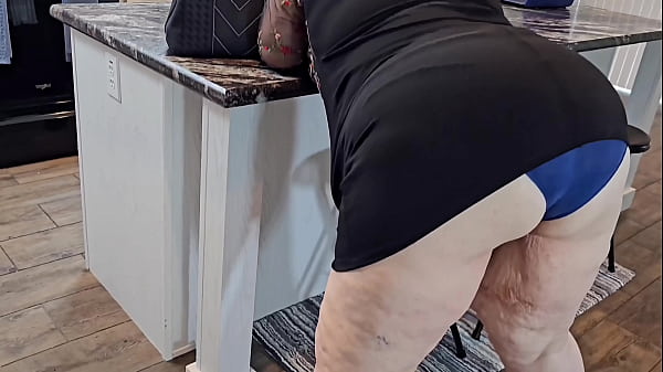 Stranger found the key to my house, made his way inside and creampied my pussy With lots of cum