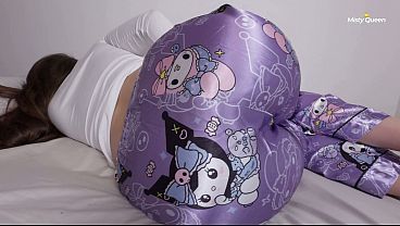 The Roundest Ass In My Friend Group Stayed In My Bed... And I Didn't Know How To Behave