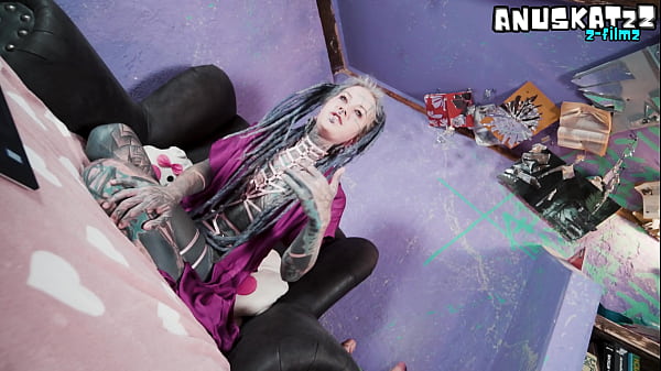 Tattoo model livestream with ANAL masturbation