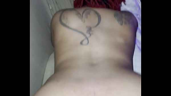 thumb best backshot
