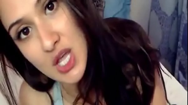 Sexy Latina Cam Babe Masturbates