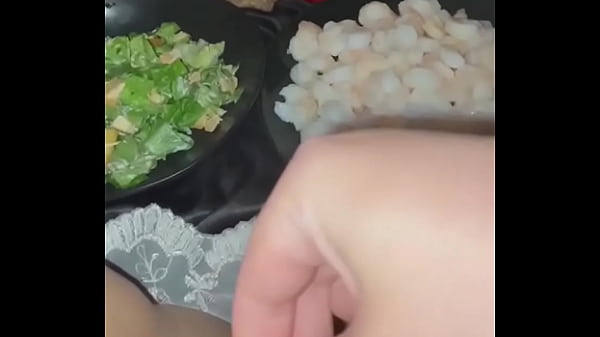 MUSLIM GIRL MASTURBATES-ARABIAN SNOWWHITE-AMATEUR LOS ANGELES USA-KINKY EXTREMELY HARDCORE FOOD PORN FETISH COMPILATION