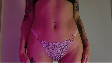 Sexy babe with amazing belly