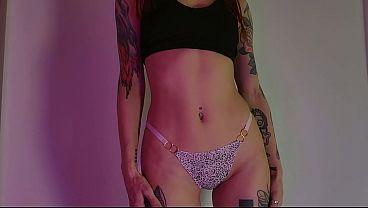Sexy babe with amazing belly