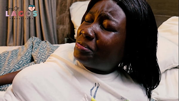 Ebony Worker fucked Hardcore by a bored guest i...