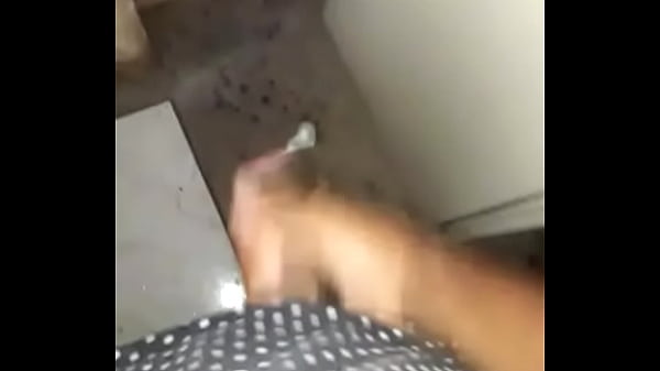 Novinho quer me dar mandou Vídeo batendo Punheta