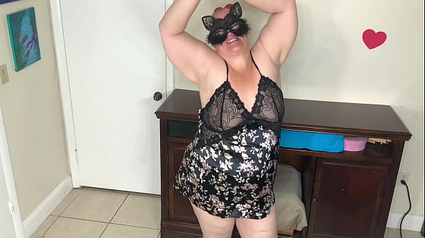 Horny Big Ass, Big Tits SSBBW Blonde Milf Big Wet Juicy Pussy Drilled By Huge Dildo, Wife Masturbate