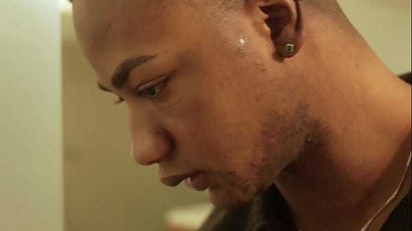 Horny PETITE client seduces his masseuse at spa until he lets her ride his BBC
