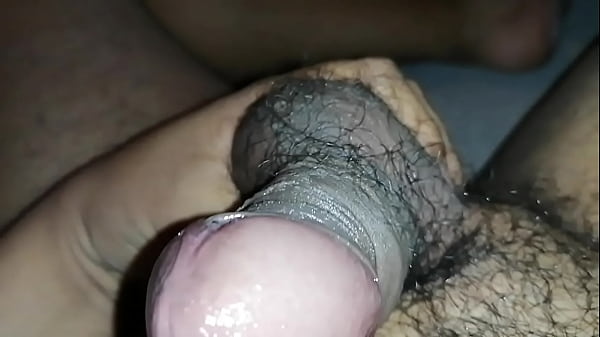 Download Video - Mi pito lanzando leche despu&eacute;s de una buena jalada