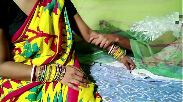 Download Video - Bahu Aur Sasur Ghar me Akele - Father-in-Law Fucked hot Bahu While massage showing penis