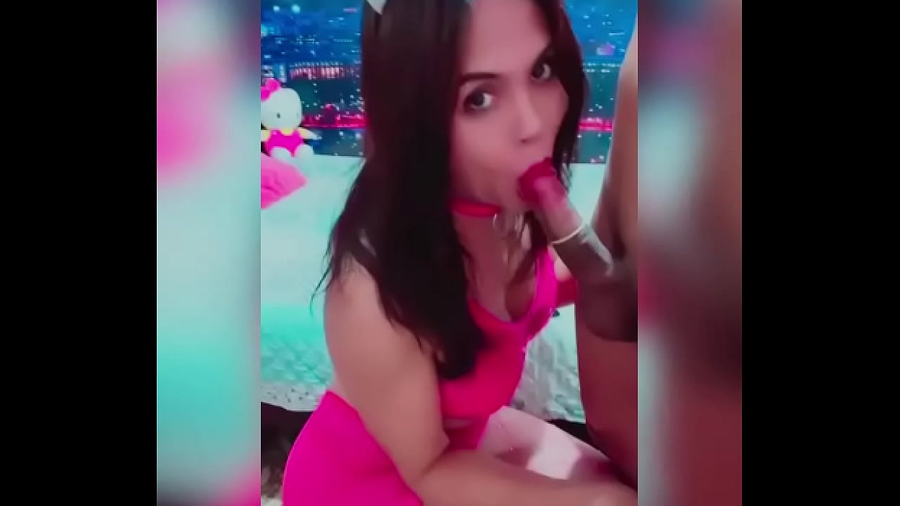 Se quita el condón y se corre en mi culo
                    anal cumshot cum hardcore latina blowjob condom doggystyle amateur homemade tranny shemale big ass trans rubber gostosa ladyboy big cock big dick amador muchos negros