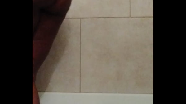 Elle A Fait Cracher Cette Chatte