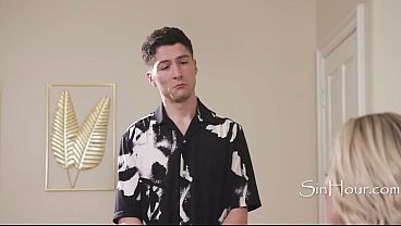 Trust Me Hun, Men Are Only Good For Anal (Lesbian Uses Hallpass For Anal)