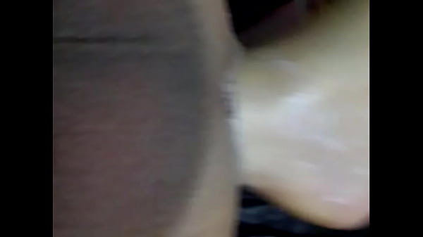 fist jogging-my cucumber comes out and I put my foot in it.3GP