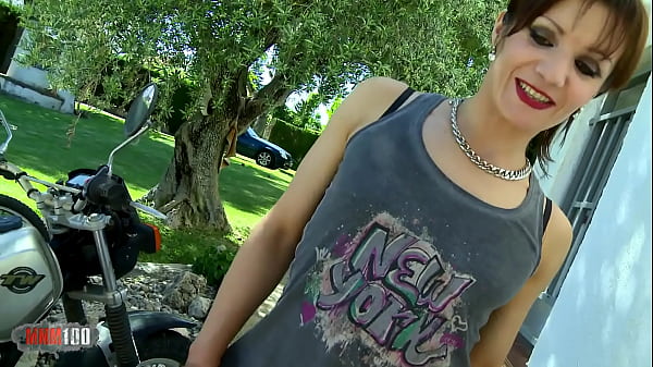 Download Video - Fist fucking and anal explosion with french MILF Heloise Dacosta