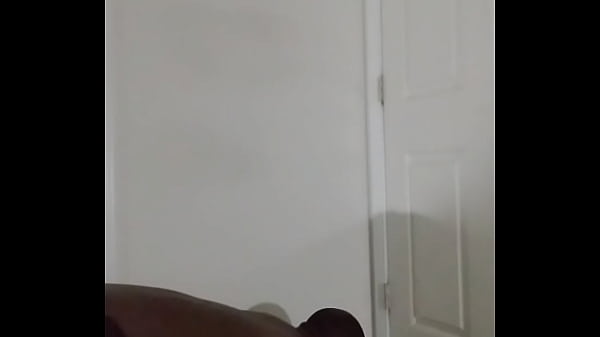 Thinking of more romantic things to do like worshipping women by sketching one for free 6