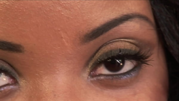 Nigerian big boy fucks cute petite teen stepsis hard-core in a hotel (Part 1)