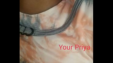 Very beautiful indian girl sexy hindi video call leaked by his boyfriend in hd