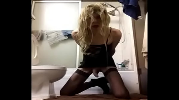 10 toilet dunks for sissy Dawniev2 where she be...
