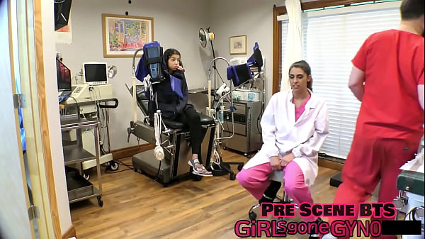 Download Video - Perverted Podiatrist Raven Rogue Takes Her Time Examining Aria Nicole's Petite Feet During An Exam At GirlsGoneGyno Reup