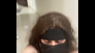 Arab transz nő magányos önkielégítés nagy mellekkel