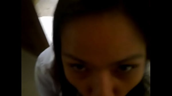 pinay front door blowjob filipina