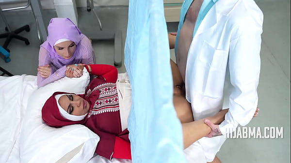 Momssinner - Arab Wife Lets Doctor Impregnate Her | HijabMa