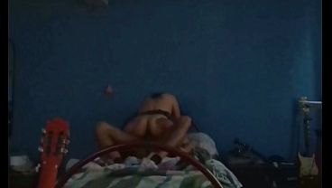 camara escondida en cuarto de un compa&ntilde;ero de colegio