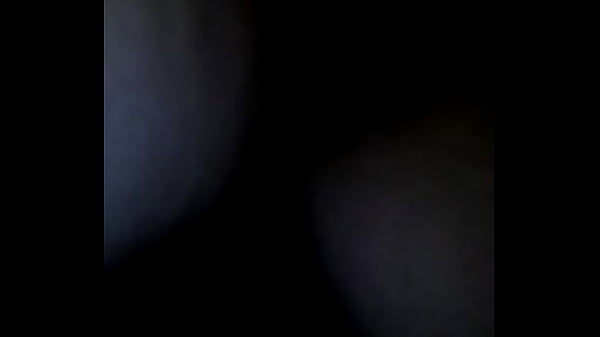 chica de canarias masturbandose