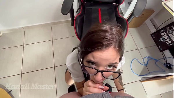 Professor cheating on college student 30 sec