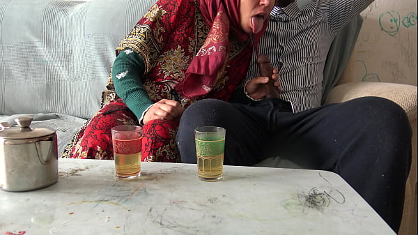 Sexysouzan - A cuckold Turkish muslim wife has sex with black immigrant in London