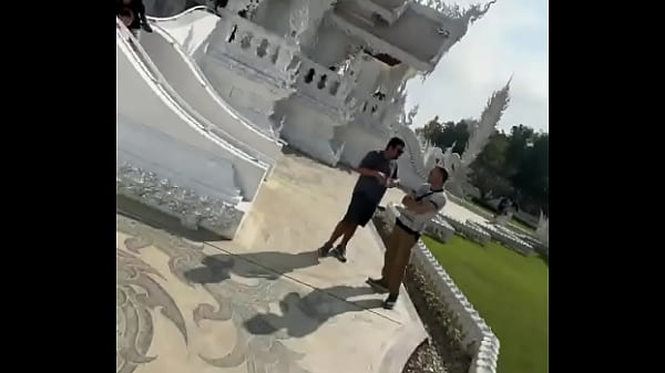 Have you ever seen a temple like this before?  The white temple in Chiang Rai is absolutely taking!  Make ...