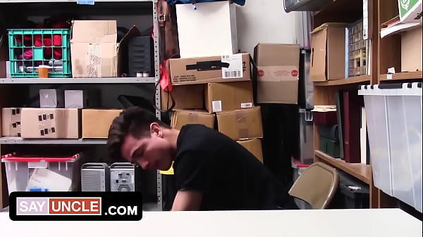 Download Video - Hung Mall Cop Penetrates A Shoplifter