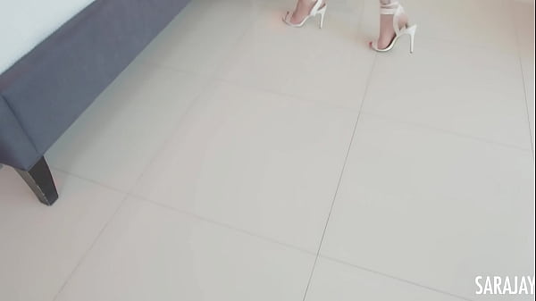 Sara Jay Gotta Spread Her Fat Ass To Dildo Fuck Herself Deeper!