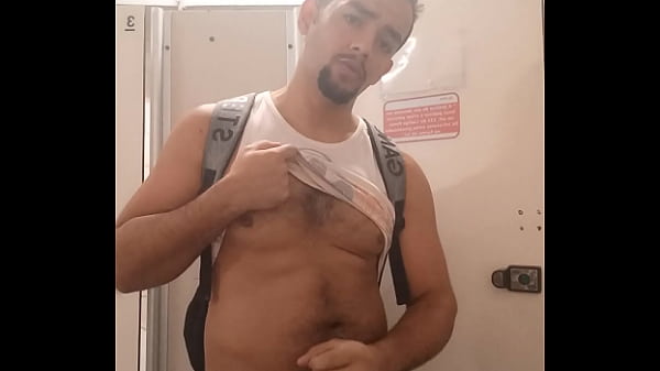 Download Video - NO BANHEIRO DO SHOPPING QUERENDO MAMAR UMA PICA - COMPLETO COM O QUE ACONTECEU NO RED